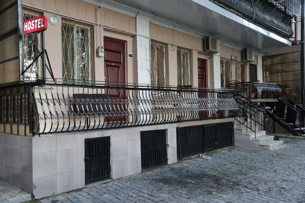 Hostel Saba Кутаїсі Екстер'єр фото