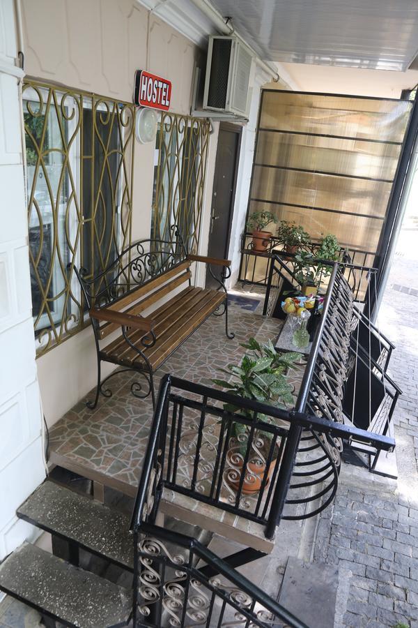 Hostel Saba Кутаїсі Екстер'єр фото